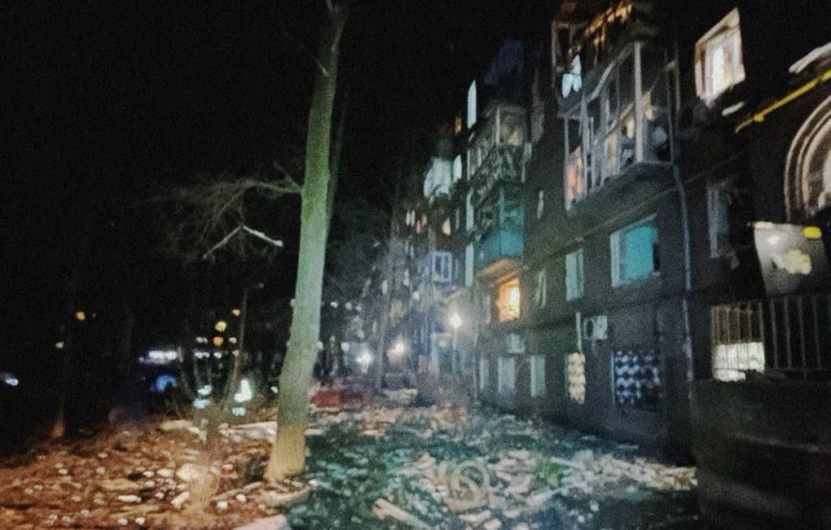 Масована атака шахедів по Запоріжжю: поранені люди, пошкоджені будинки та інфраструктура (фото, відео)