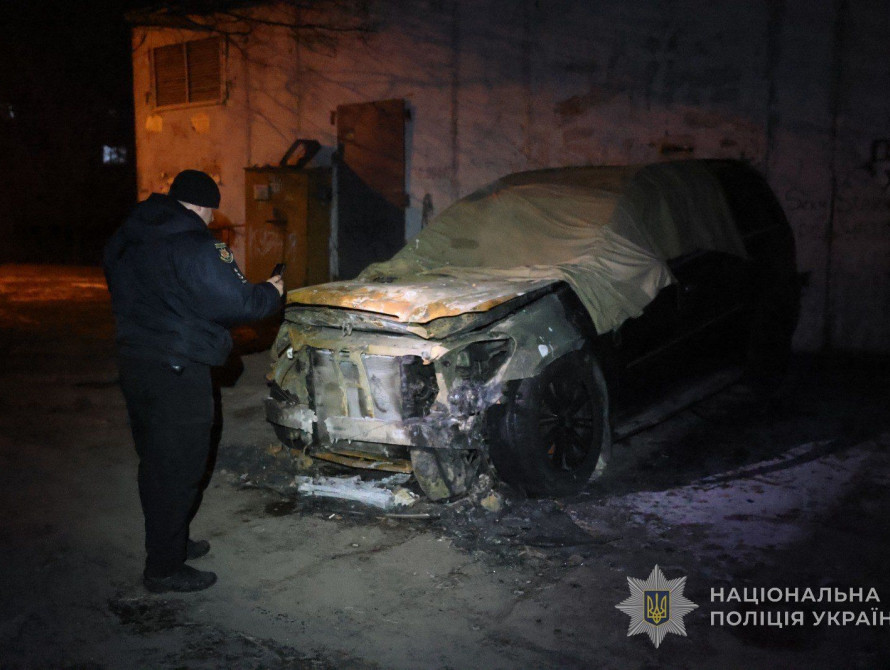 Спалений автомобіль ЗСУ у Запоріжжі