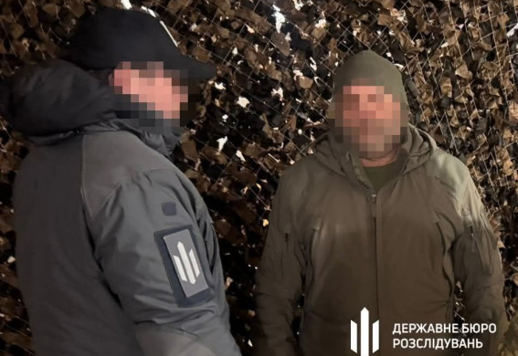 Збитків на понад 12 млн грн: ДБР викрили посадовця бригади на Запорізькому напрямку, який нараховував "бойові" тиловикам (фото, відео)