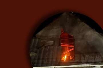 Росіяни атакували Запоріжжя шахедами: спалахнула пожежа у приватному секторі (фото)