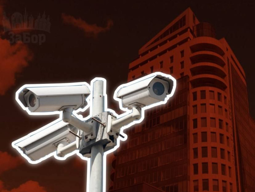 Колаж: камери та EcoTower