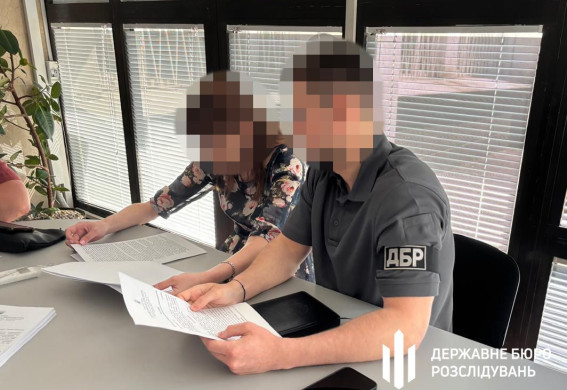 У Запоріжжі правоохоронець та адвокатка організували схему з привласнення квартир померлих (фото)