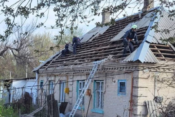 Наслідки ударів КАБами по Запоріжжю: прильоти по житлових кварталах і дитсадку, що розповідають очевидці? (відео)