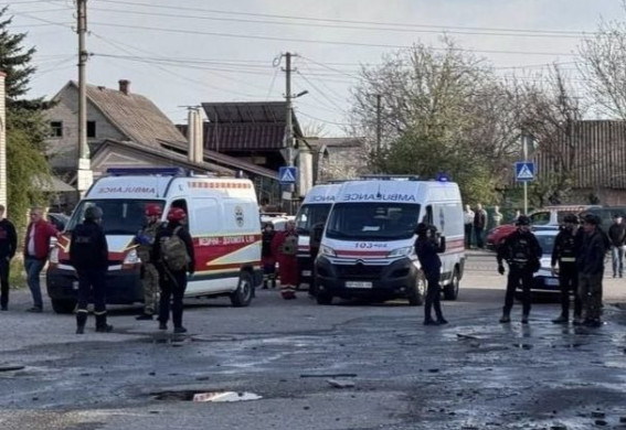 Трьома КАБами вдарили росіяни по Запоріжжю: кількість поранених зросла до 8 (фото, відео)