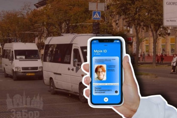 Мешканці повідомляють, що запорізькі маршрутчики відмовляються везти школярів зі знижкою (фото, відео)