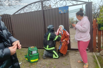 Росіяни вдарили КАБами по передмістю Запоріжжя: є постраждалі