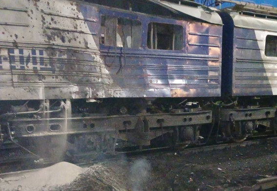Росіяни вночі атакували залізницю в Запоріжжі: загинув помічник машиніста