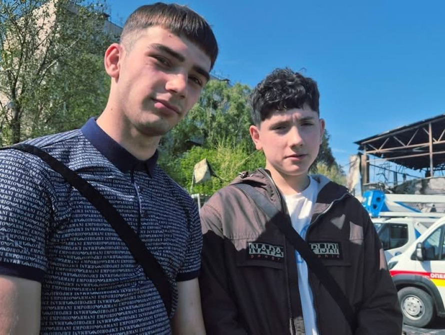 Підлітки, які рятували людей після російського авіаудару 5 травня