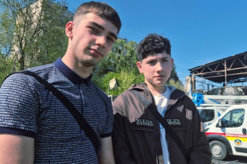 У Запоріжжі знайшли підлітків-героїв, які рятували людей після ударів КАБами по СТО