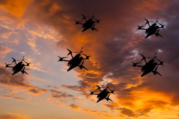 У Запоріжжі російський FPV-дрон атакував автостоянку: відомо вже про 4 постраждалих (відео моменту прильоту) 