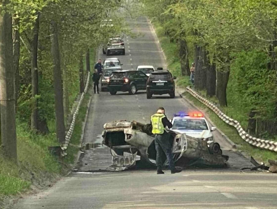 Місце ДТП дорогою на Великий Луг