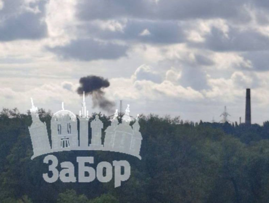 Дим після вибухів у Запоріжжі 14 травня 2026 року