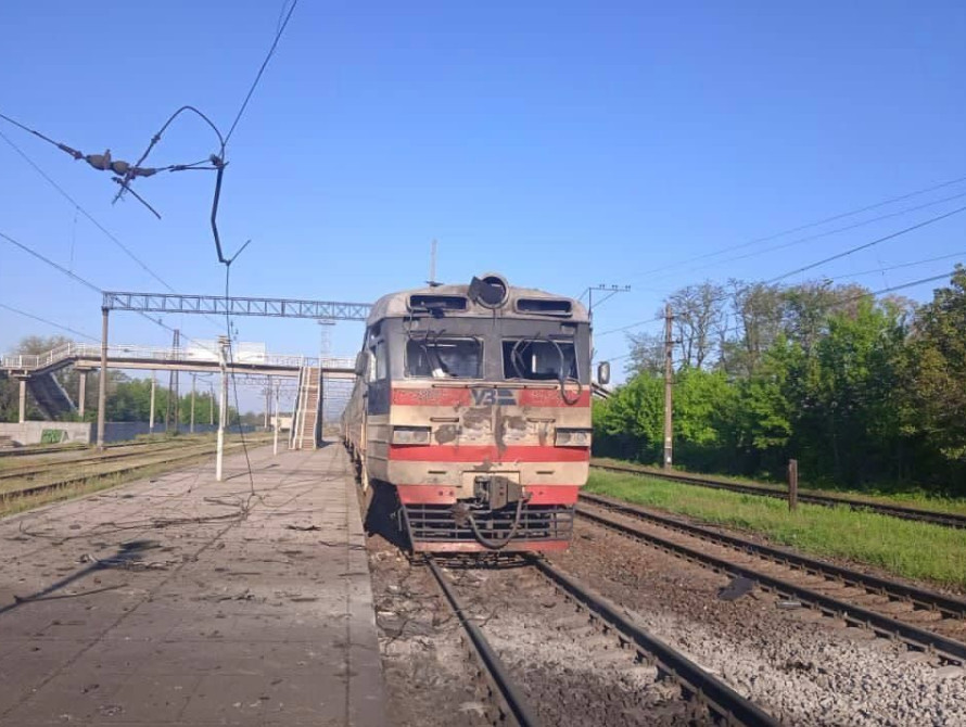 Наслідки ударів по потягу у Вільнянську