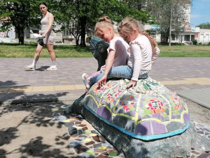 Нова арт-інсталяція у парку Героїв Нацгвардії