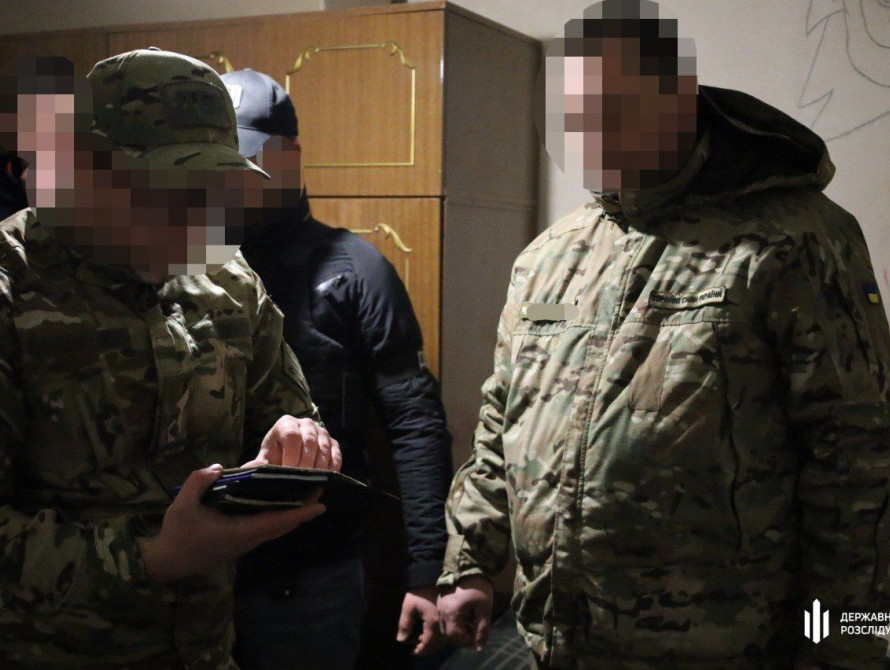 Затримання посадовця бригади на Запорізькому напрямку, який програв виплати військових у казино