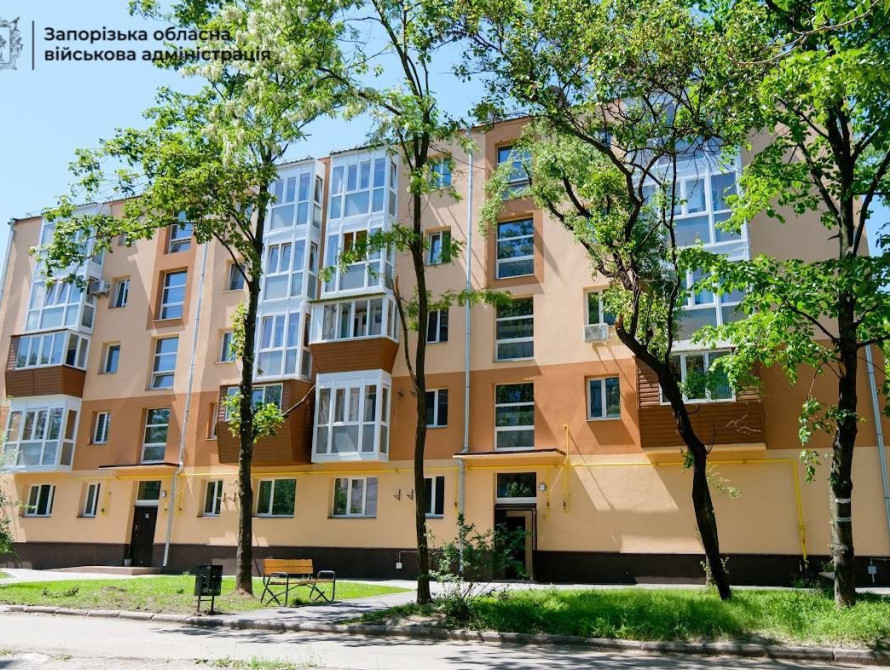 Відбудована багатоповерхівка у Запоріжжі