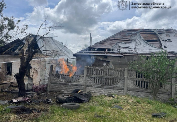 Втретє за день росіяни вдарили по Запоріжжю: пошкоджені будинки (фото)