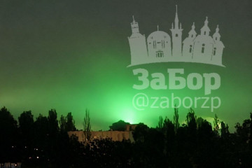 Росіяни завдали щонайменше 20 ударів по Запоріжжю: що відомо про наслідки? (фото, відео)
