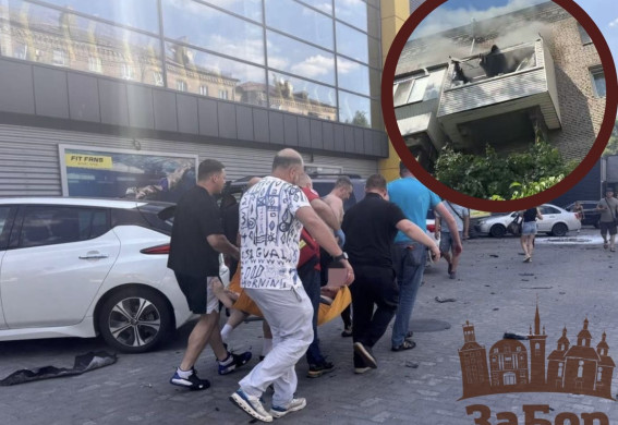 Внаслідок падіння шахеду в центрі Запоріжжя пошкоджено фітнес-центр та житловий будинок, є постраждалі (фото, відео)