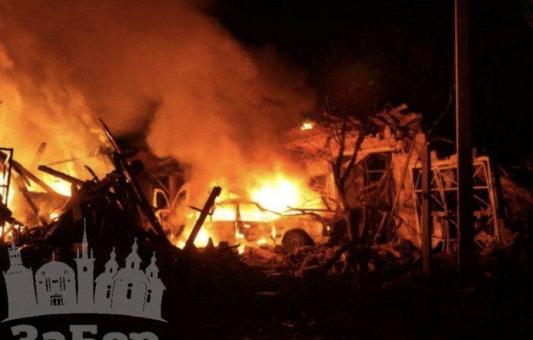 Росіяни масовано атакували Запоріжжя балістикою та КАБами: є руйнування, пожежі й поранені (фото, відео)