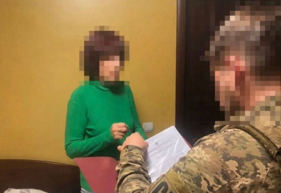 СБУ затримала мешканку Енергодара, яка допомагала окупантам проводити незаконні вибори