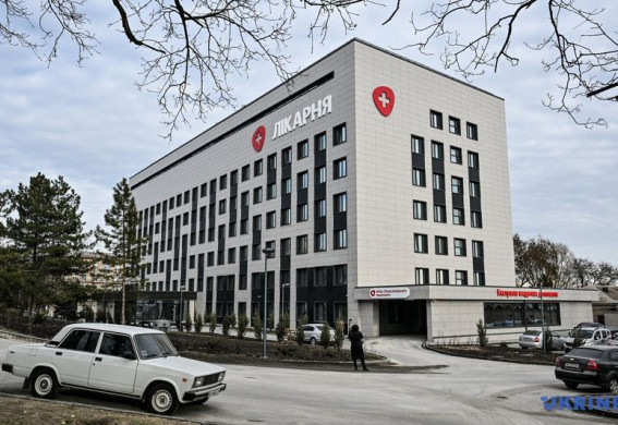 В Україні змінили правила роботи лікарень під час повітряної тривоги: що передбачають (відео)