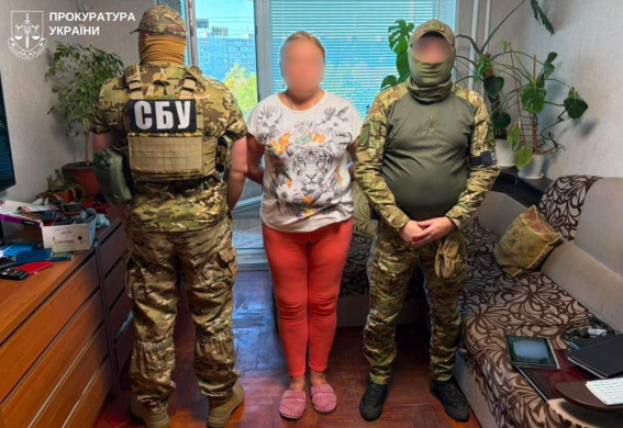 «Зітріть один район Києва або Львова»: у Запоріжжі двом містянам повідомили про підозру через проросійські коментарі (фото)