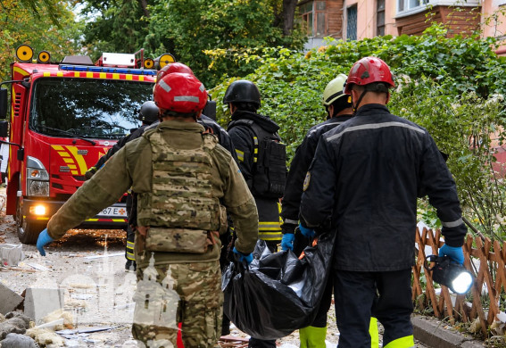 Через удари КАБами по Запоріжжю оголошено День трауру: вже відомо про 11 загиблих (фото, відео)
