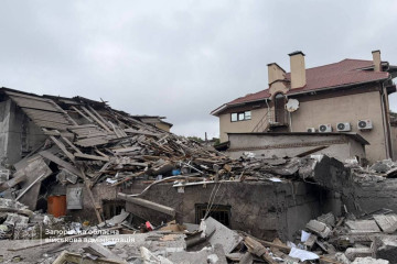 У Запоріжжі росіяни вдарили по приватному сектору: є значні руйнування (фото, відео)