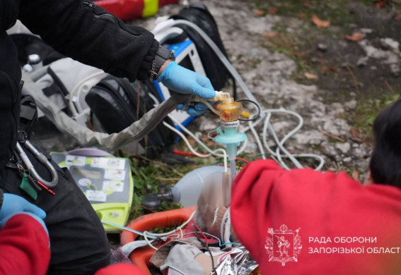Помер чоловік, якого реанімували після російського обстрілу у Запоріжжі
