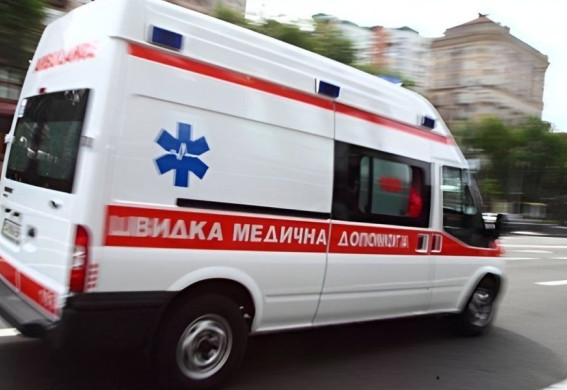 У Запоріжжі медики майже годину повертали до життя 53-річного чоловіка