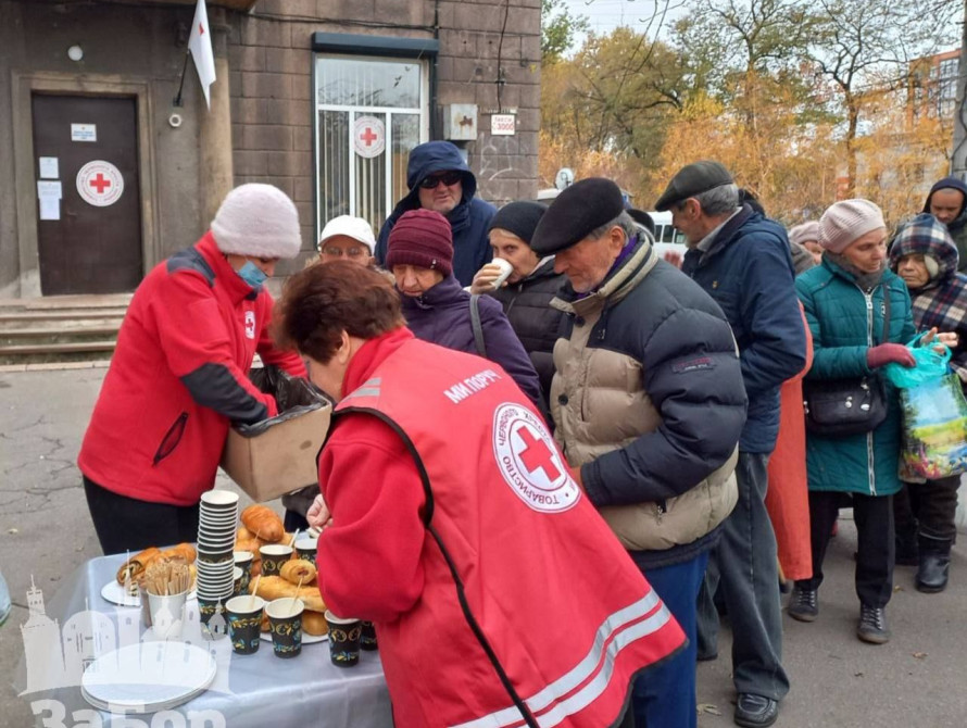 У Запоріжжі з 2 листопада відкриють чотири пункти безкоштовного гарячого харчування для бездомних людей та мешканців, які опинилися у складних життєвих обставинах.