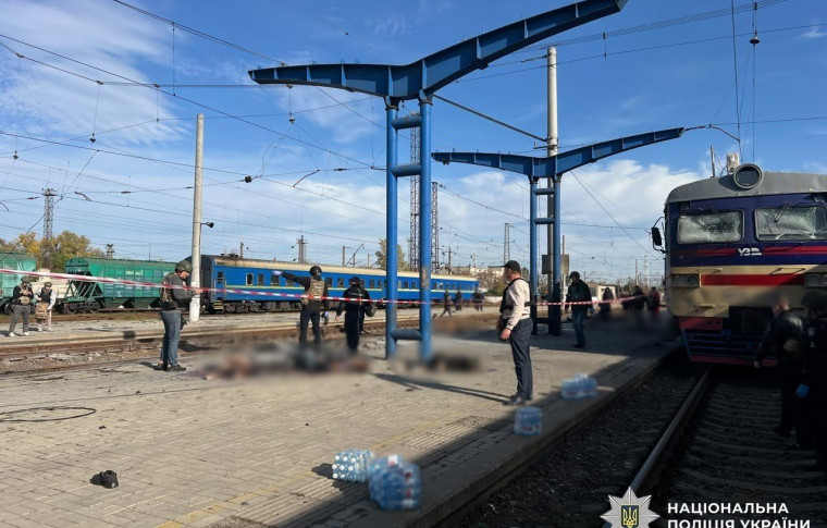 Внаслідок удару по вокзалу в Дніпрі загинули 3 запоріжців, ще 7 поранені: що відомо про атаку (відео)