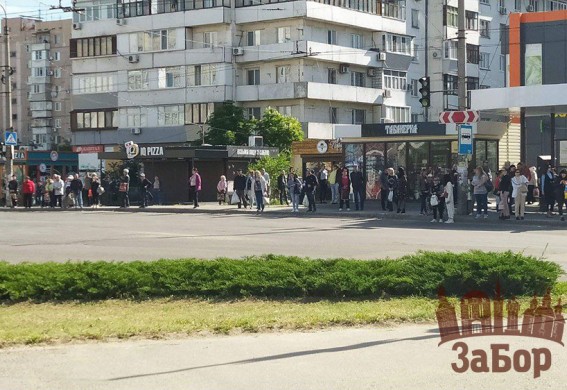 В Запорожье, после забастовки маршрутчиков, мэрия пересмотрит тарифы, а с частью перевозчиков разорвут контракты