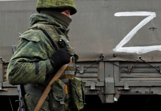 В оккупированном Мелитополе военные рф начали таксовать на авто с буквой Z