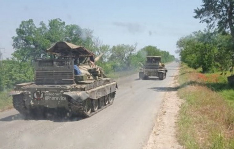 В 35 км от Запорожья оккупанты разместили около 30 танков - Минобороны