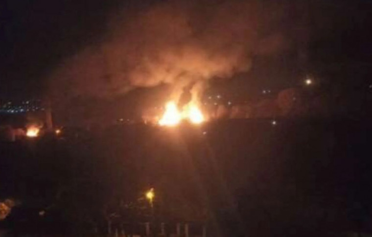 Ночные взрывы, которые слышали в Запорожье - оккупанты нанесли удар по пригороду: пострадало много домов (фото)
