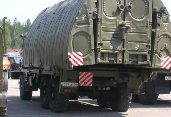 Из Мариуполя и Мангуша в Запорожском направлении вывозят военную технику, даже ту, что была окопана