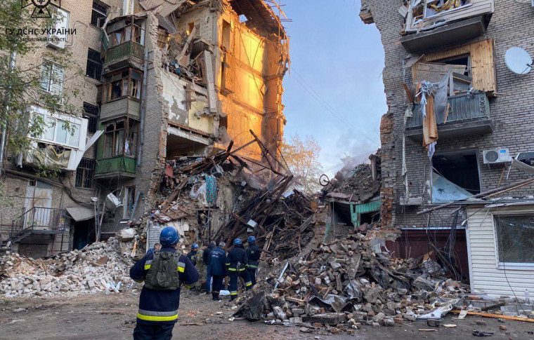 Ракетний удар по центру Запоріжжя: кількість загиблих зросла вже до 17 осіб