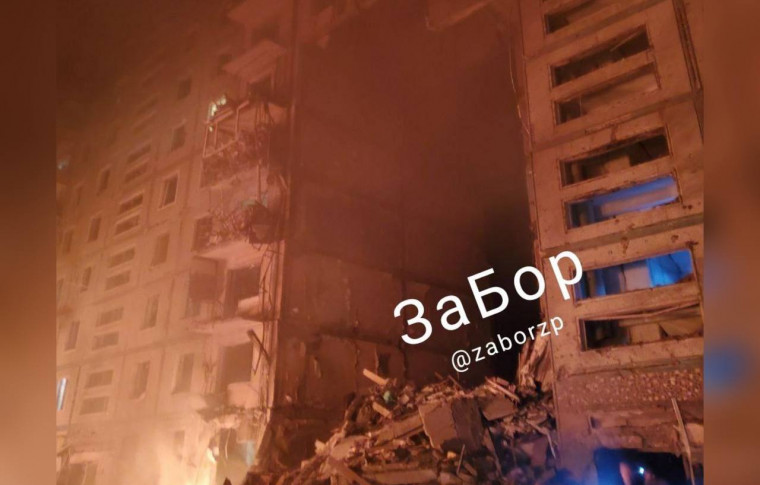 Вночі окупанти завдали масованого удару житловим будинкам Запоріжжя: є загиблі та постраждалі (фото, відео)