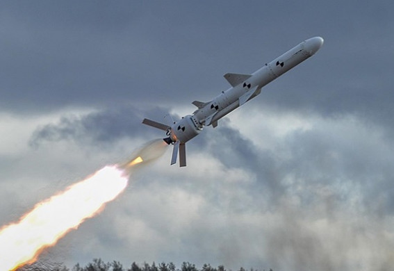 Обласна влада прокоментувала нічні ракетні удари по Запоріжжю (фото, відео)