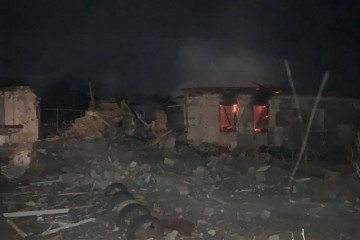 Вночі окупанти атакували передмістя Запоріжжя ракетами та безпілотниками: подробиці (фото)