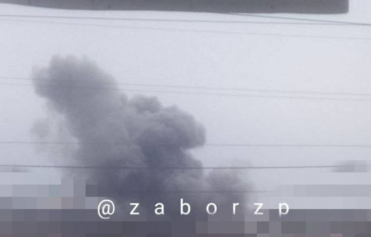 В Запоріжжі російська ракета поцілила в один з районів міста. Подробиці ворожого обстрілу