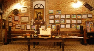 Музей прикладної кераміки та живопису Іллі та Олексія Бурлаїв