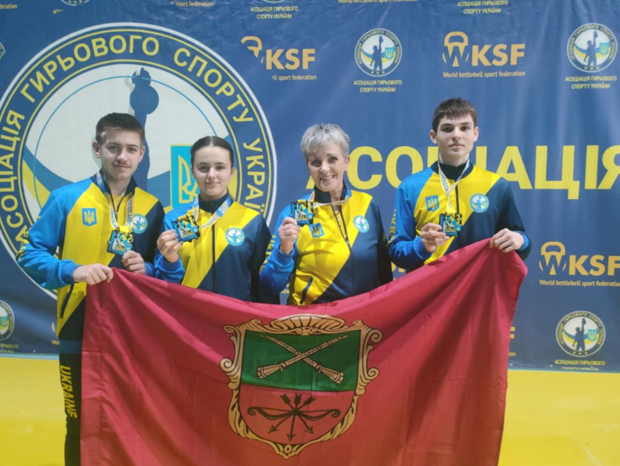 Команда запорізьких гирьовиків