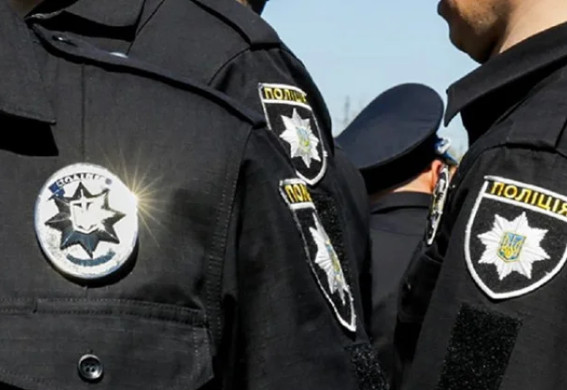 У Запоріжжі двох патрульних засудили за знущання над місцевим жителем