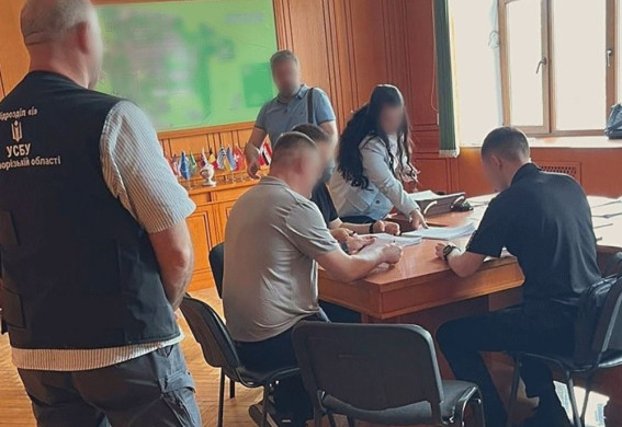 Запорізький посадовець перерахував комерційній установі 1,3 млн грн за будівельні роботи, які не були виконані