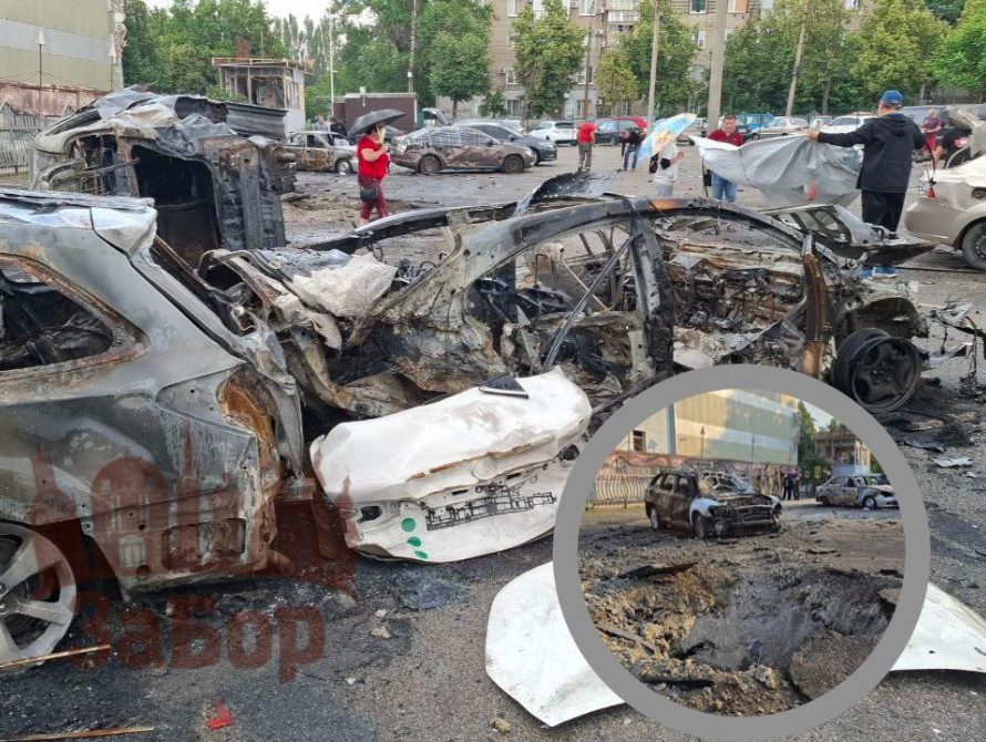 Наслідки удари по автостоянці в Запоріжжі 14 червня