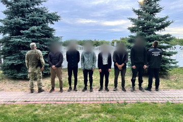 Чотирьох запоріжців, під час спроби втекти, затримали на кордоні з Угорщиною