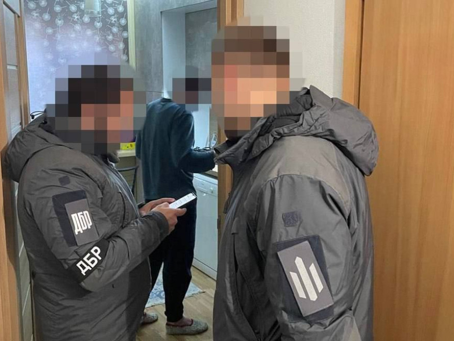За гроші ухилянтів знімали з розшуку та легалізовували їм неявку за повісткою